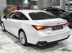 تويوتا أفالون